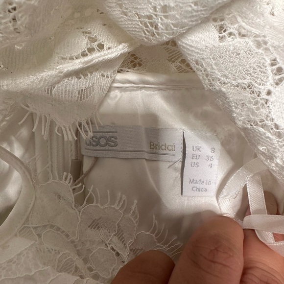 Lace Dress - Picture 4 of 4